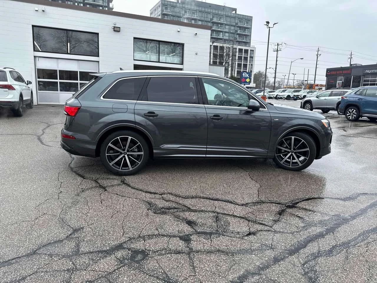 Audi Q7 Progressiv | QUATTRO | PANO | 360 | 2 KEYS - изображение 3