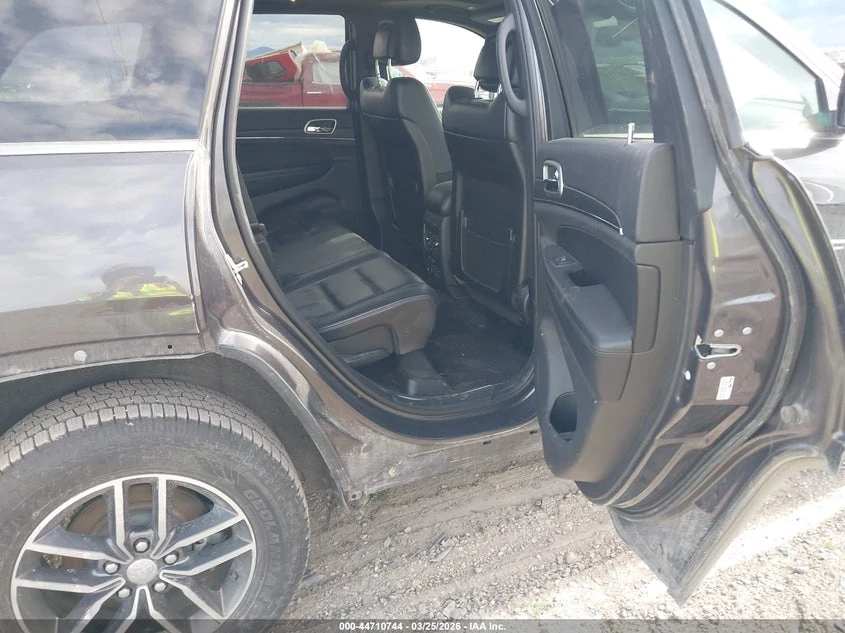 Jeep Grand cherokee 3.6l Limited 4x4, снимка 8 - Автомобили и джипове - 54389503