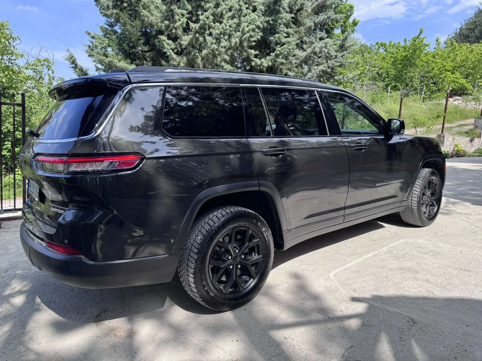 Jeep Grand cherokee ДОКАЗАНО ДОБЪР АВТОМОБИЛ, снимка 5 - Автомобили и джипове - 54526658
