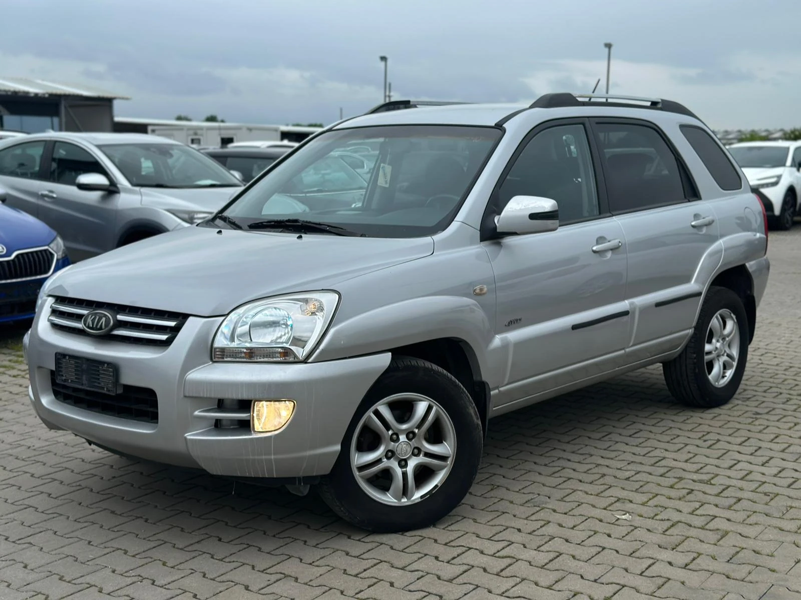 Kia Sportage / 85000 KM / 4X4 / 