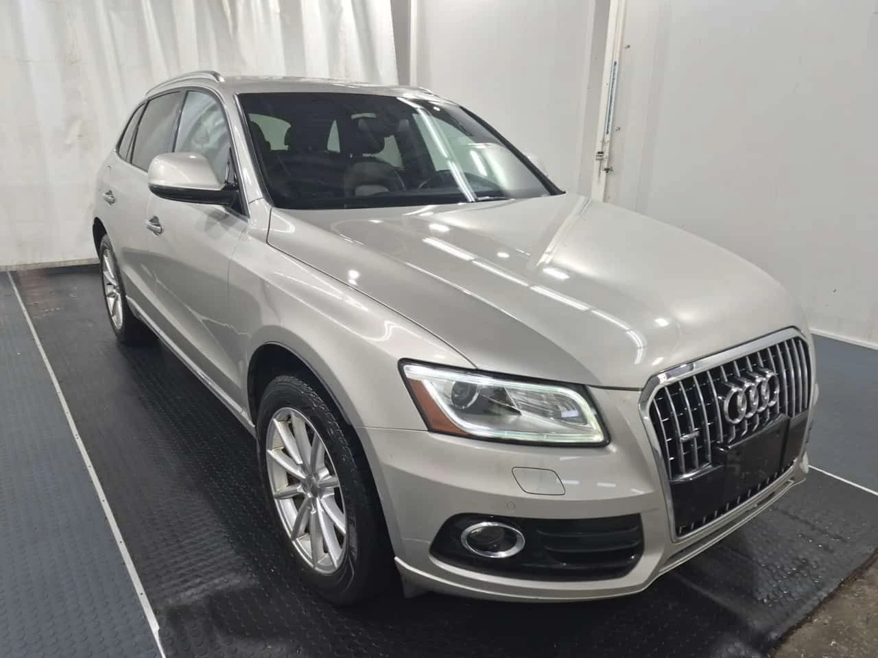 Audi Q5 * 2.0T TECHNIK * CARFAX * ЦЕНА ДО БГ, снимка 3 - Автомобили и джипове - 54672205