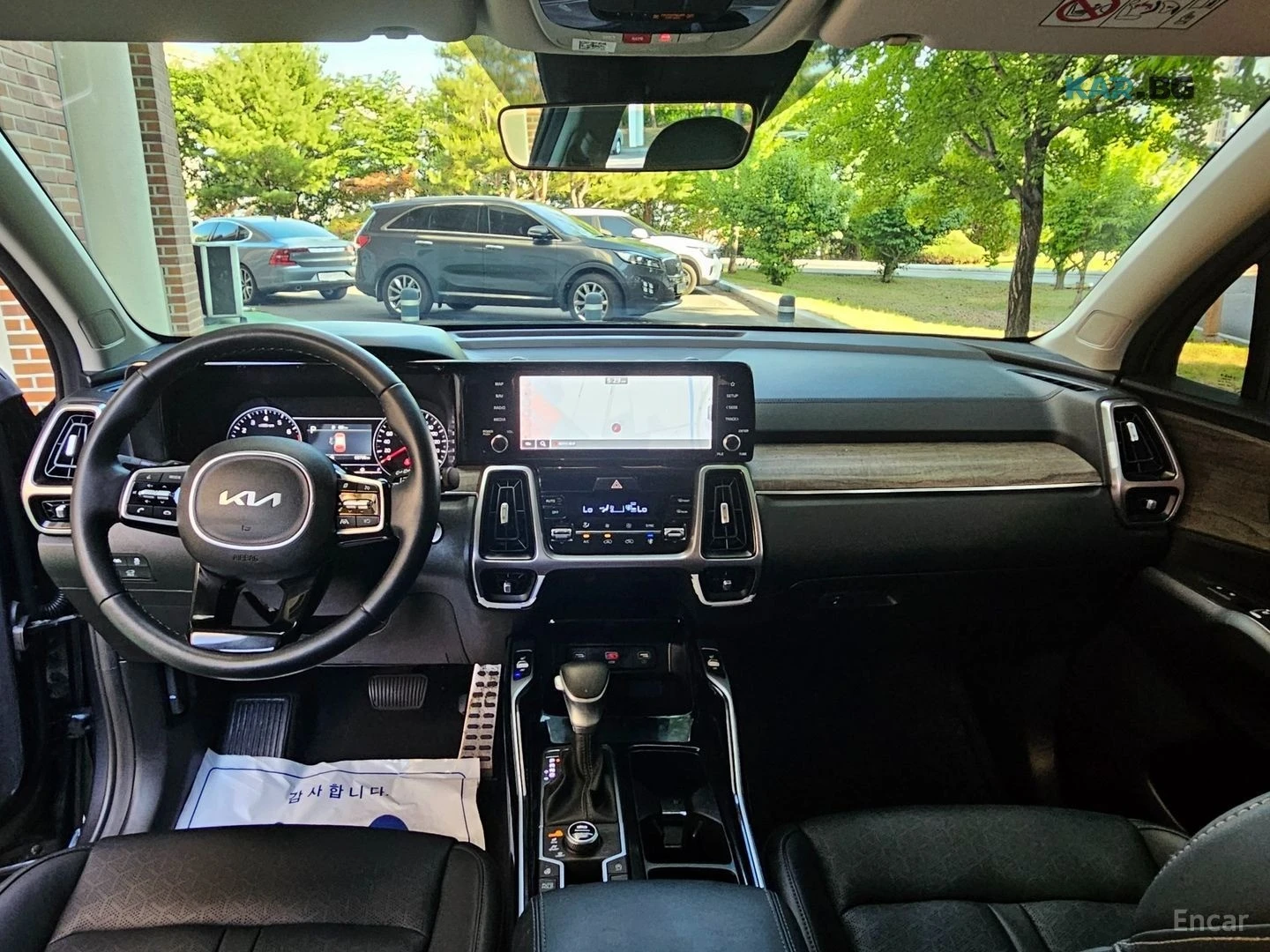 Kia Sorento 2.5Т/4WD/PRESTIGE/KEYLESS/LANE ASSIST, снимка 9 - Автомобили и джипове - 54869630