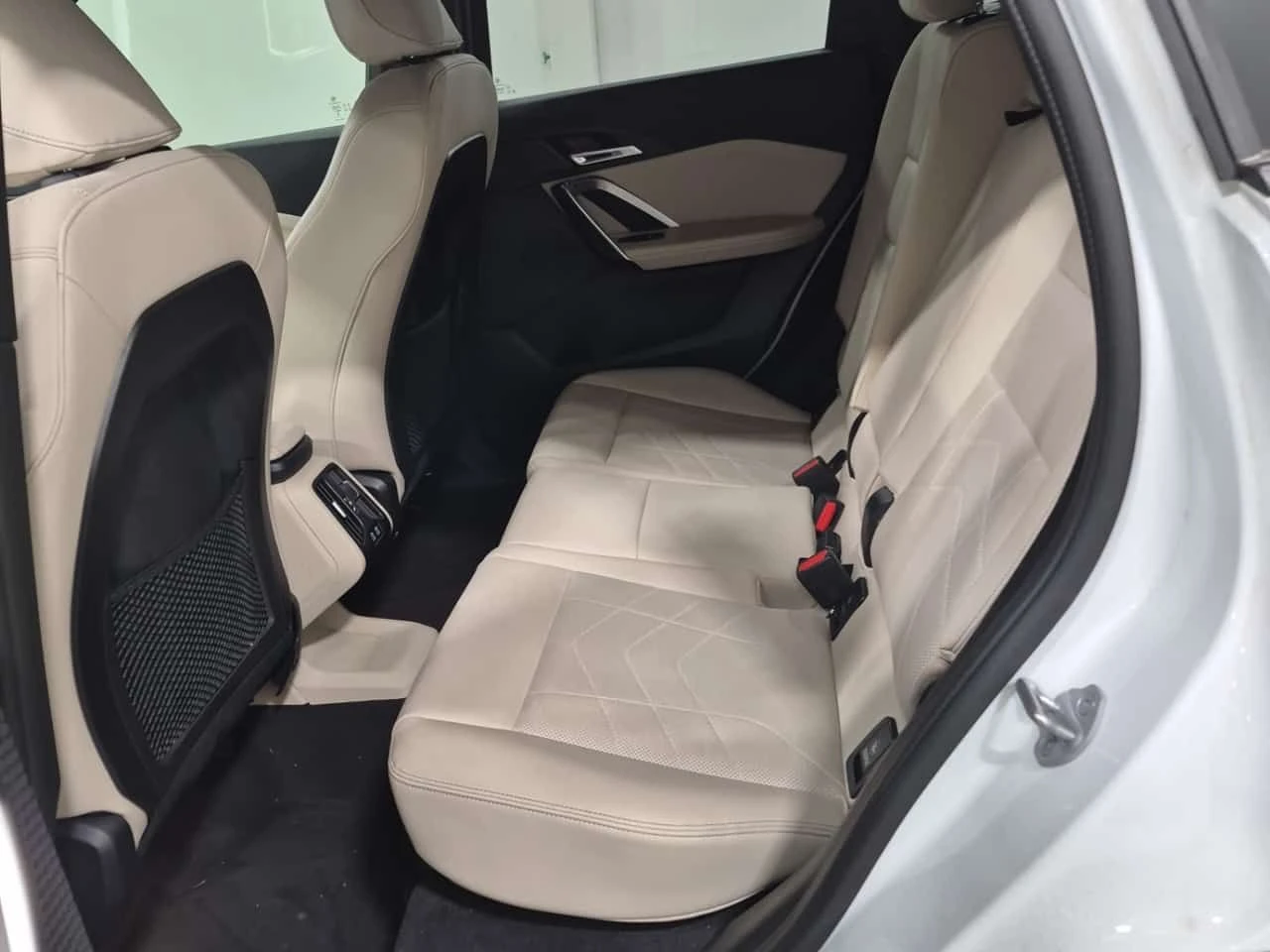 BMW X1 * XDRIVE28I * CARFAX * БЕЗ ПЪРВОНАЧАЛНА ВНОСКА, снимка 12 - Автомобили и джипове - 54918713
