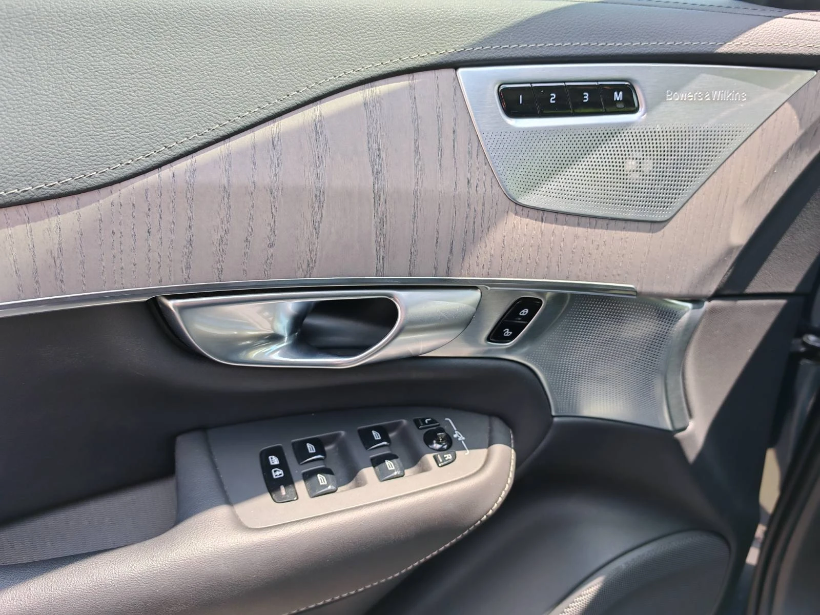 Volvo Xc90 7900Евро за получаване, 2.0TwEn T8 PlugInHybrid 7м, снимка 10 - Автомобили и джипове - 54958565