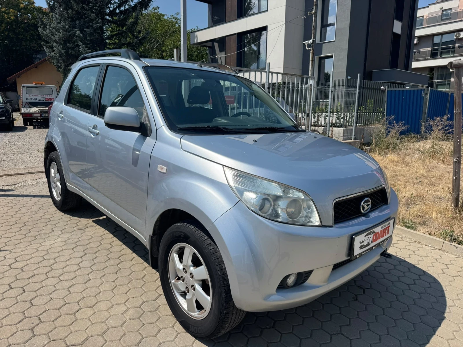 Daihatsu Terios 1.5i, снимка 2 - Автомобили и джипове - 55777407