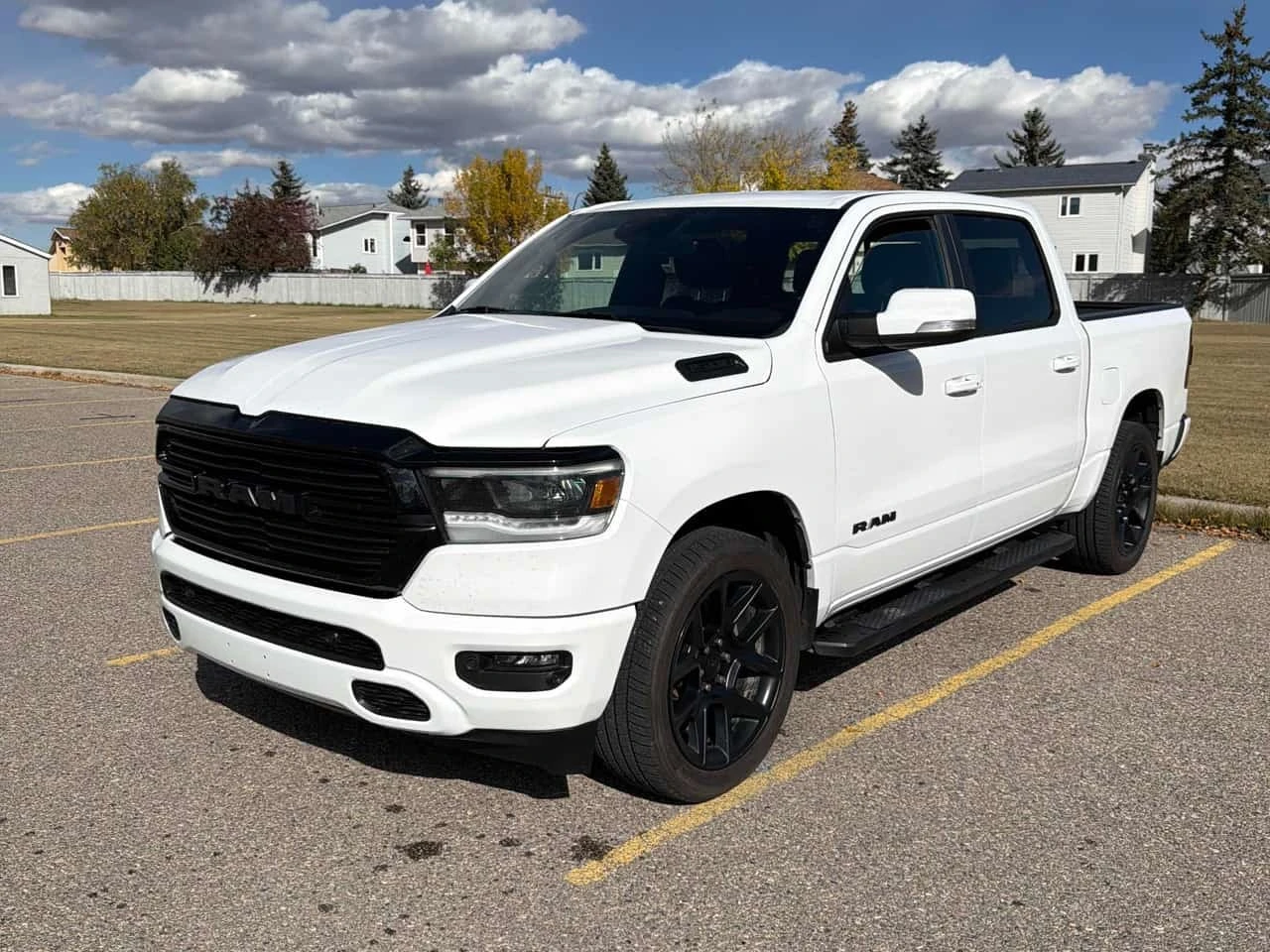 Dodge RAM 1500 * Sport * АВТОКРЕДИТ * ГЛАВНО ПРЕДСТАВИТЕЛСТВО