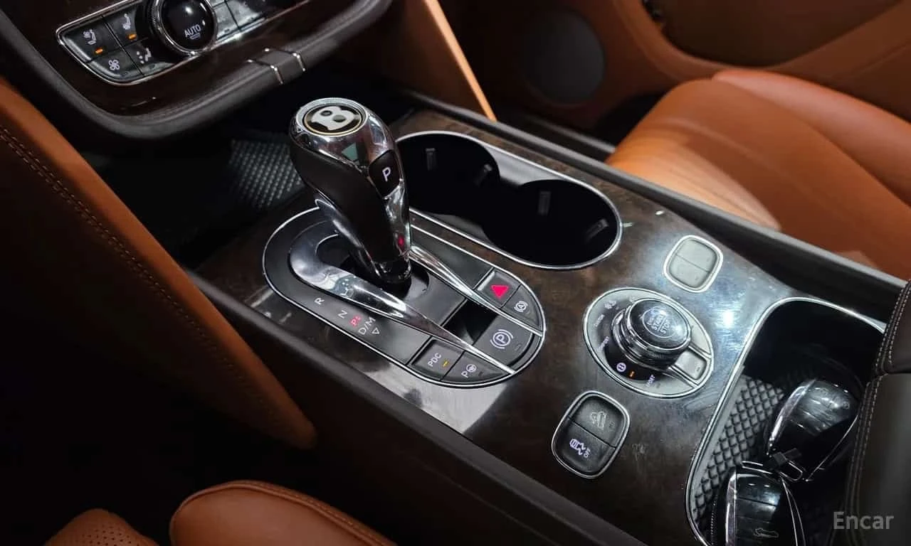 Bentley Bentayga 4.0 V8 * ����������� | Mobile.bg � ����������� 9