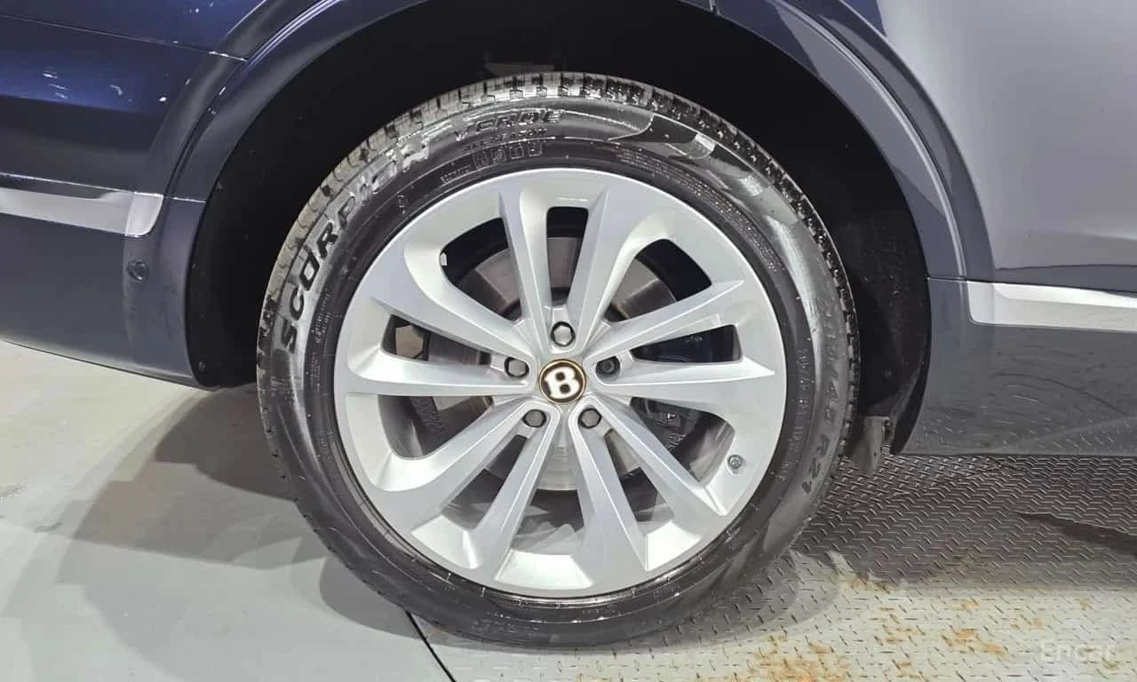 Bentley Bentayga 4.0 V8 * ����������� | Mobile.bg � ����������� 5