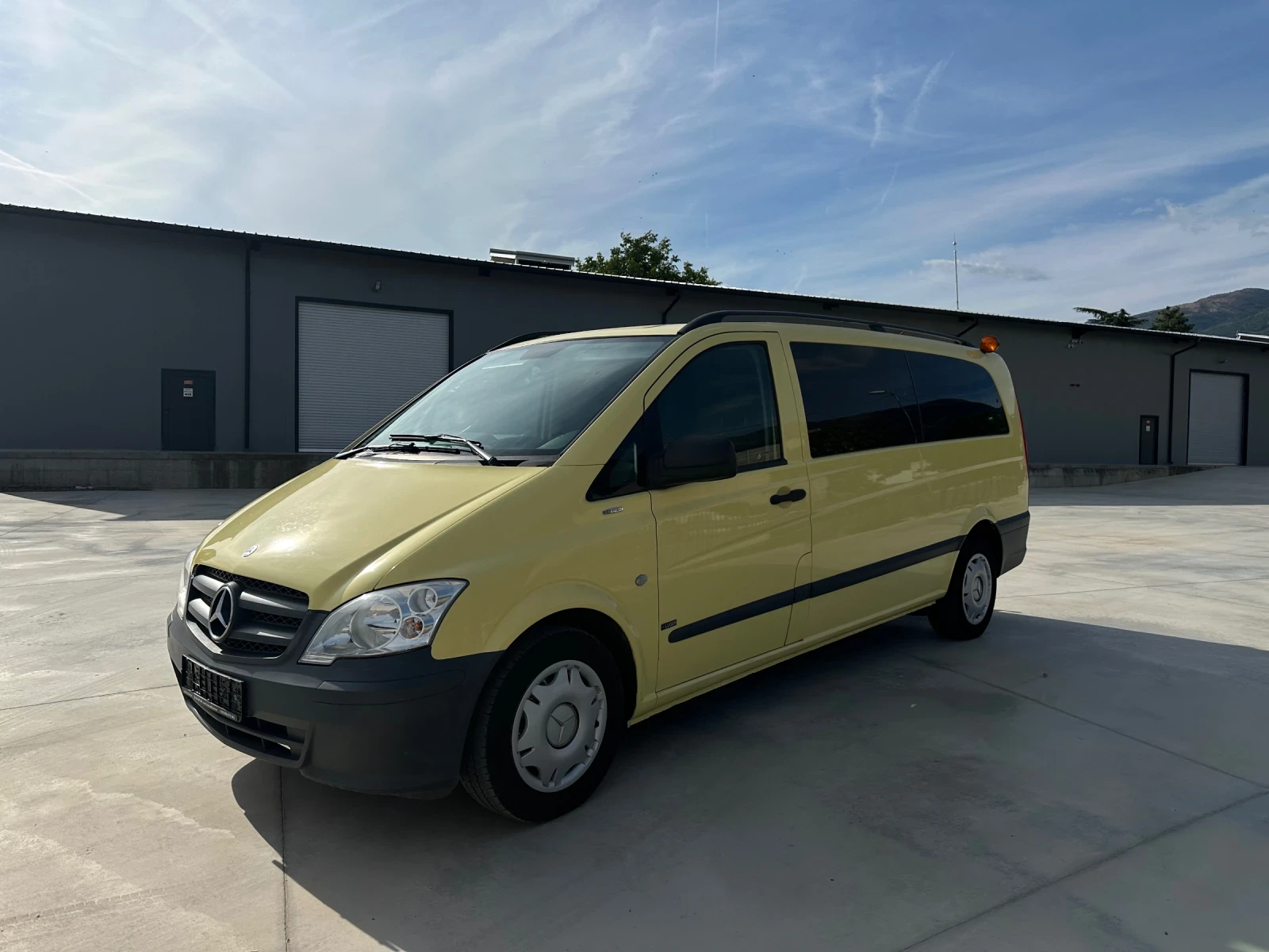 Mercedes-Benz Vito 9 местен* Long* Клима