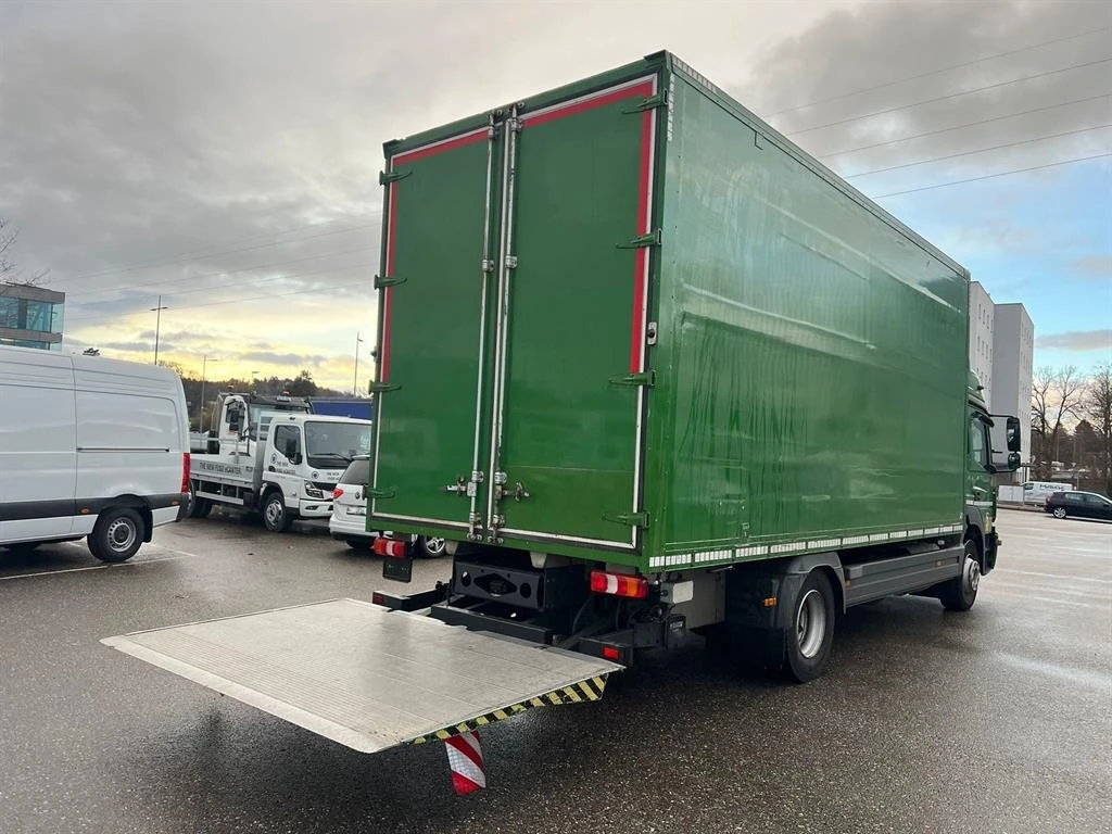 Mercedes-Benz Atego 1330 Тристрана щора с падащ борд - изображение 6