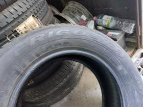 Гуми Зимни 215/65R16, снимка 6