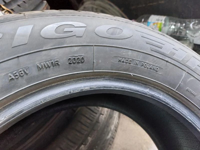 Гуми Зимни 215/65R16, снимка 7 - Гуми и джанти - 37120564