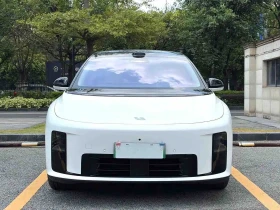 Li Auto i8 4X4* HEAD UP* ПАНОРАМА* 360 КАМЕРИ* КРАЙНА ЦЕНА - 46800 € - 65807541 2