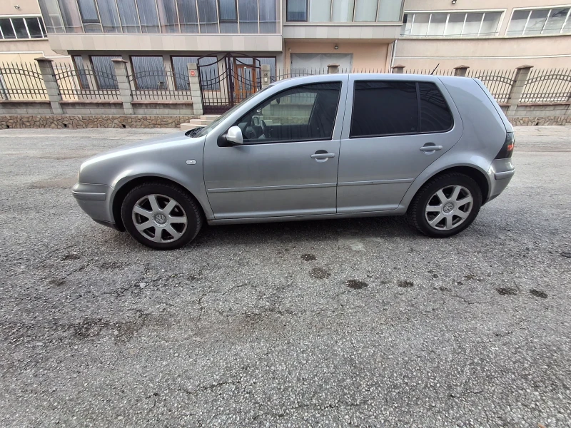 VW Golf, снимка 4 - Автомобили и джипове - 48167137