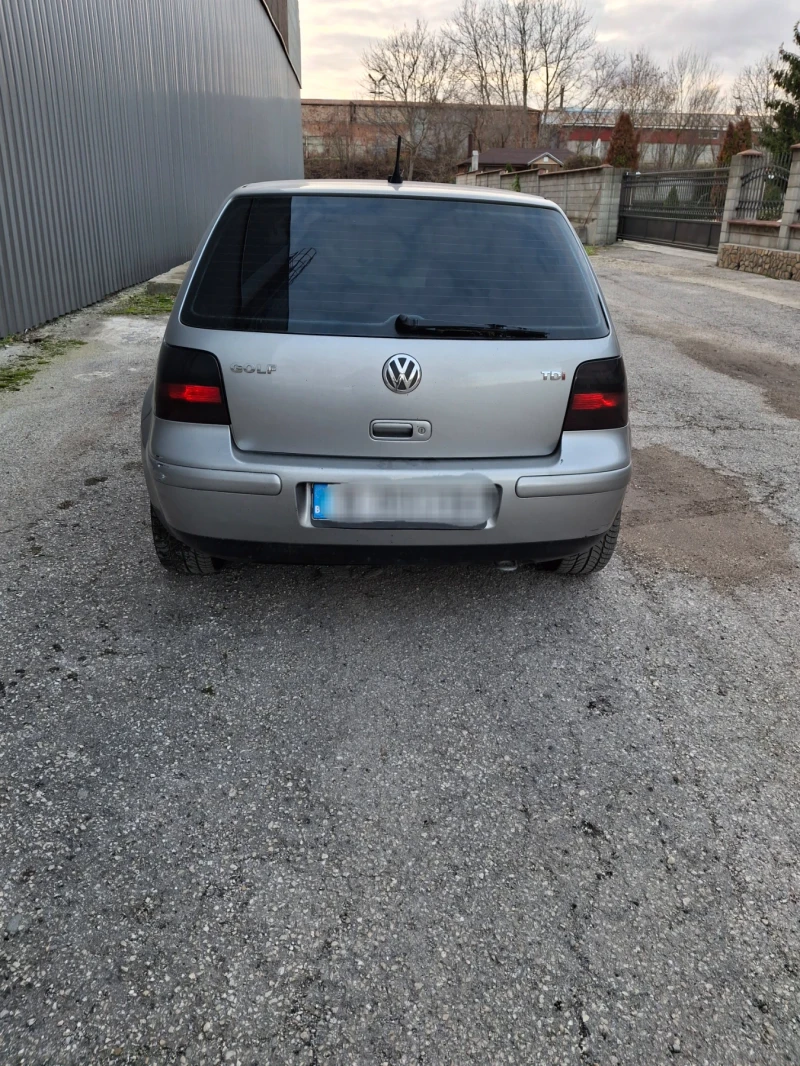 VW Golf, снимка 2 - Автомобили и джипове - 48167137