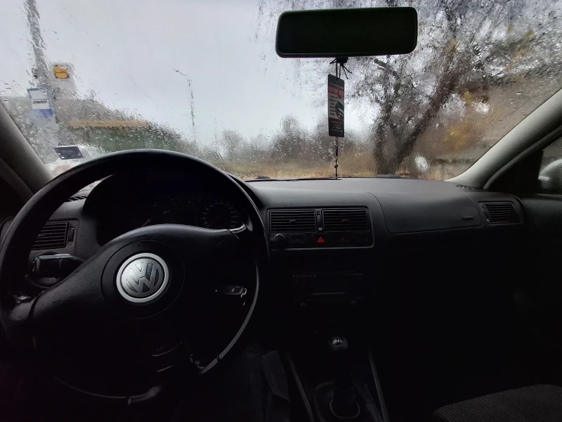 VW Golf, снимка 6 - Автомобили и джипове - 48167137