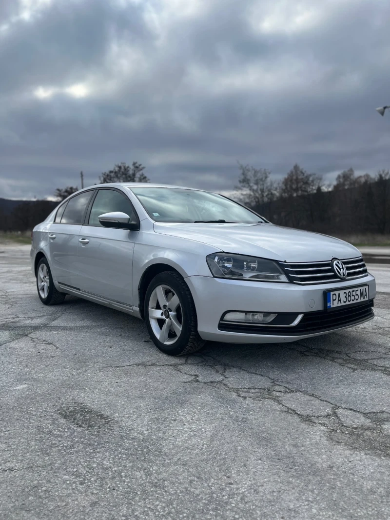 VW Passat 1.6 TDI, снимка 3 - Автомобили и джипове - 48306425