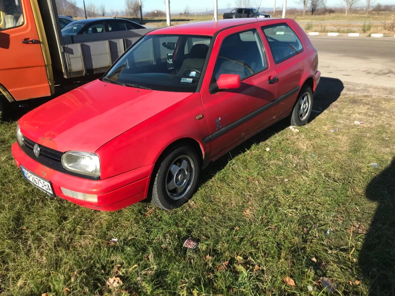 VW Golf 1.6, снимка 2 - Автомобили и джипове - 48425066