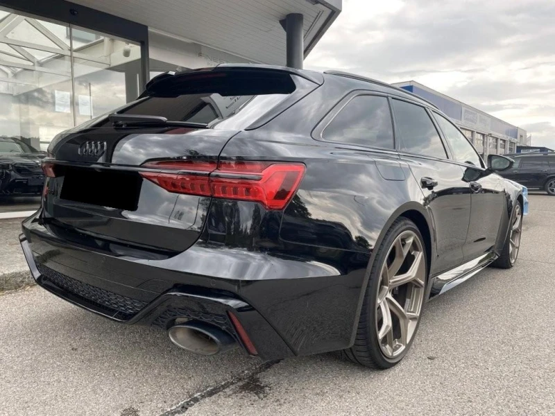 Audi Rs6 PERFORMANCE/DYNAMIC/CARBON/B&O/PANO/MATRIX/HEAD UP, снимка 5 - Автомобили и джипове - 51244414