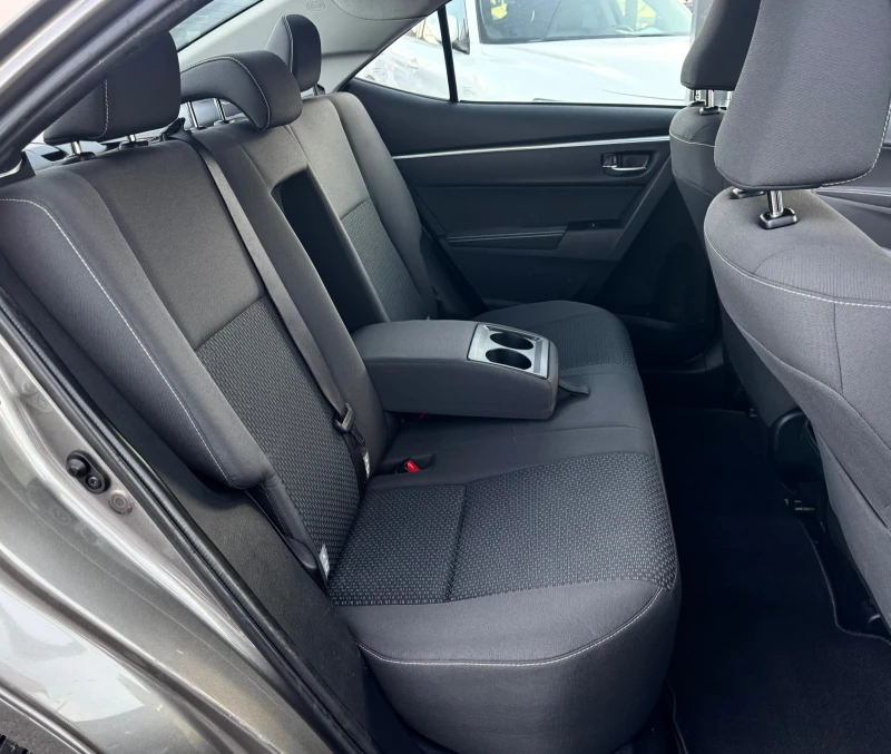 Toyota Corolla Промоция до 31.12.25г/1.4D4D 90кс, снимка 11 - Автомобили и джипове - 52248509