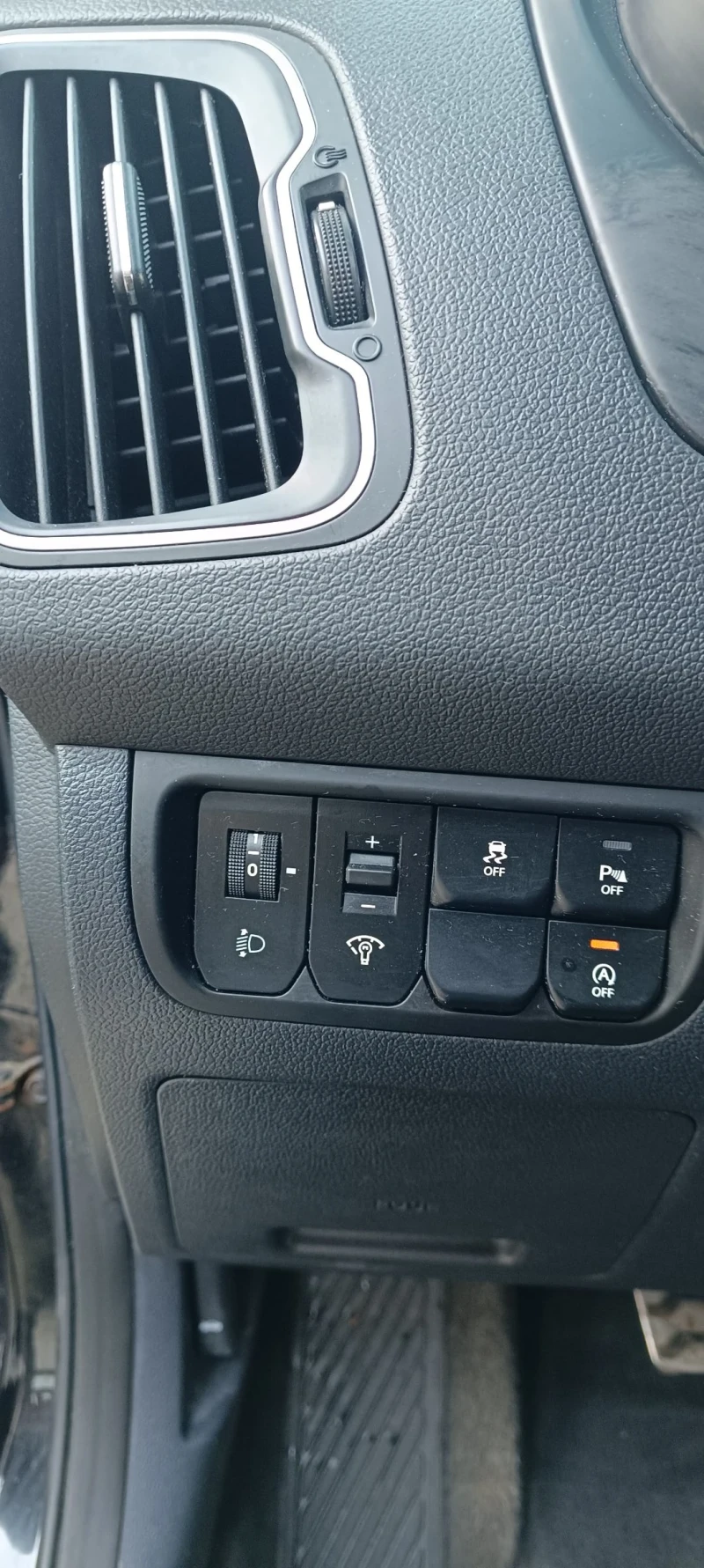 Kia Rio 1.4 109к.с Evro6, снимка 14 - Автомобили и джипове - 52920253