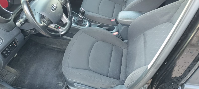 Kia Rio 1.4 109к.с Evro6, снимка 11 - Автомобили и джипове - 52920253