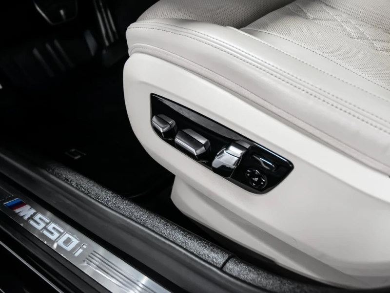 BMW 550 * M550i xDrive REMOTE PARKING PKG HEADS UP NAVI * , снимка 15 - Автомобили и джипове - 53044410