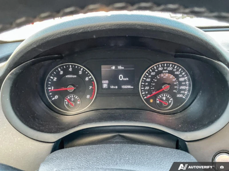 Kia Stinger GT AWD * АвтоКредит* (ЦЕНА ДО БГ), снимка 11 - Автомобили и джипове - 53419572