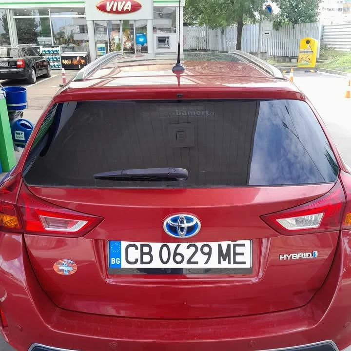 Toyota Auris 1.8, снимка 4 - Автомобили и джипове - 49517624