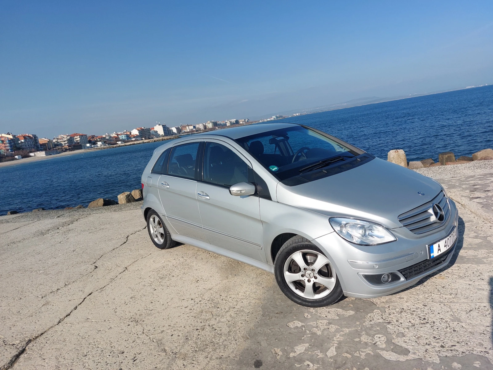 Mercedes-Benz B 200 B 200 бензин AUTOMATIC - изображение 2