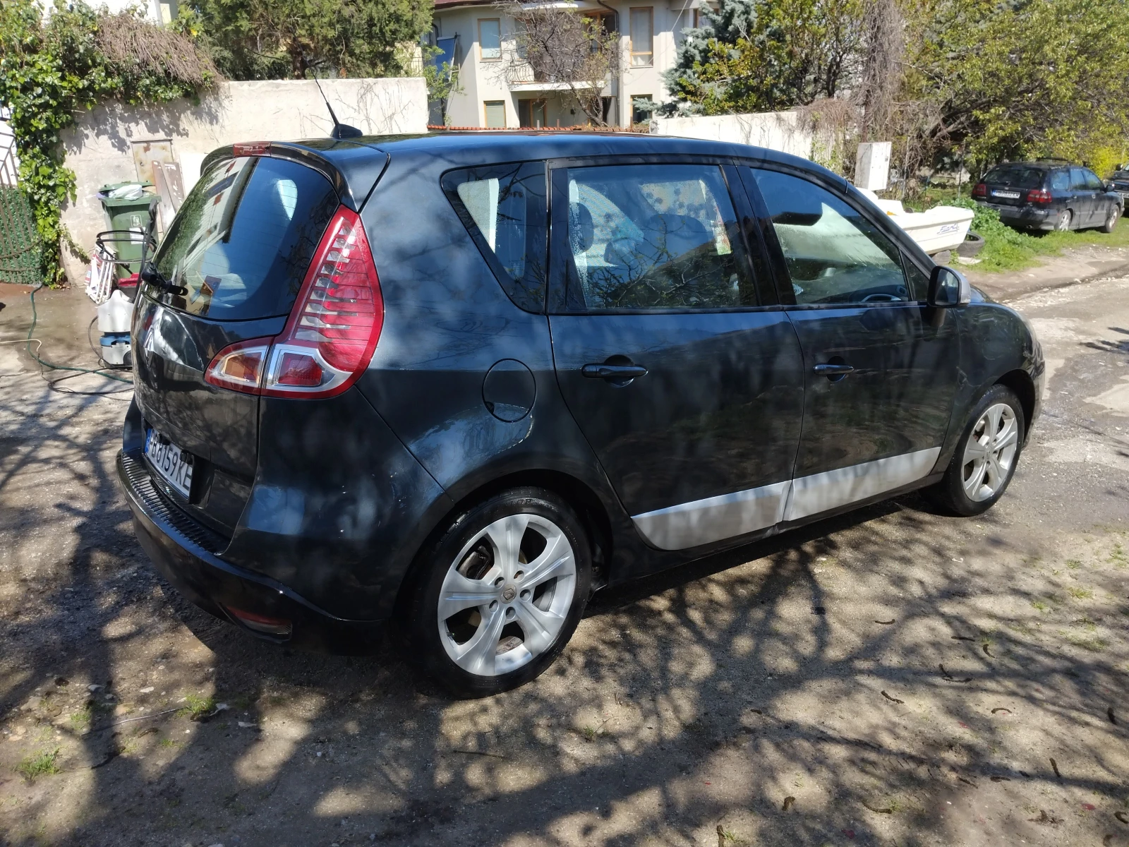 Renault Scenic 2010 - изображение 3