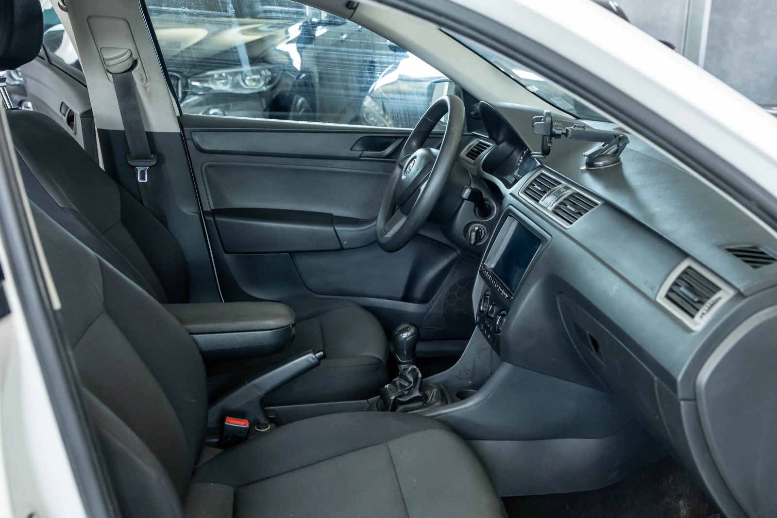 Skoda Rapid 1.6 TDI | Mobile.bg   13