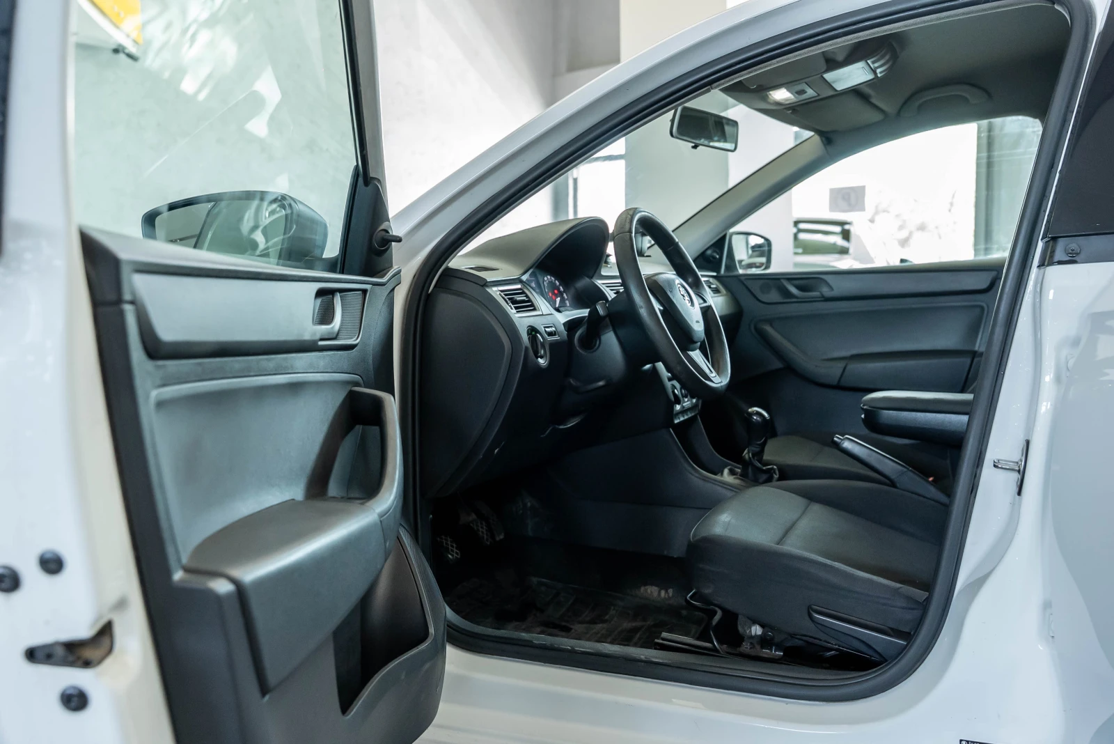 Skoda Rapid 1.6 TDI | Mobile.bg   11