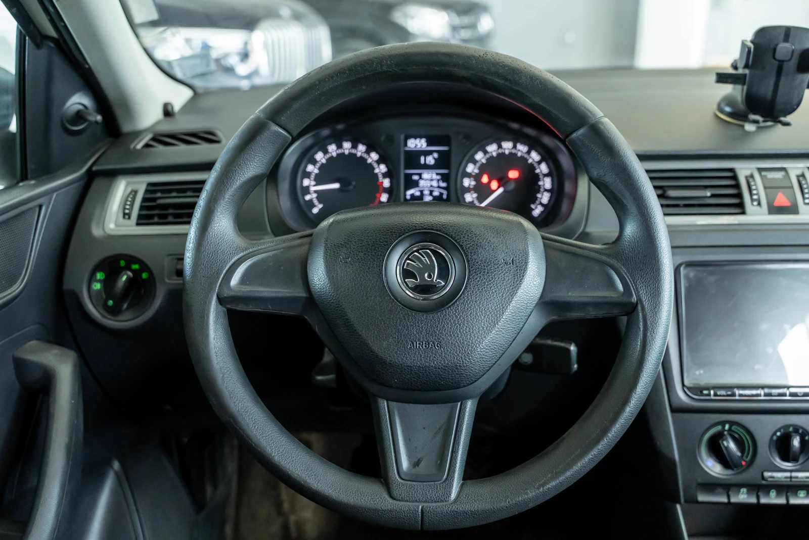 Skoda Rapid 1.6 TDI | Mobile.bg   15