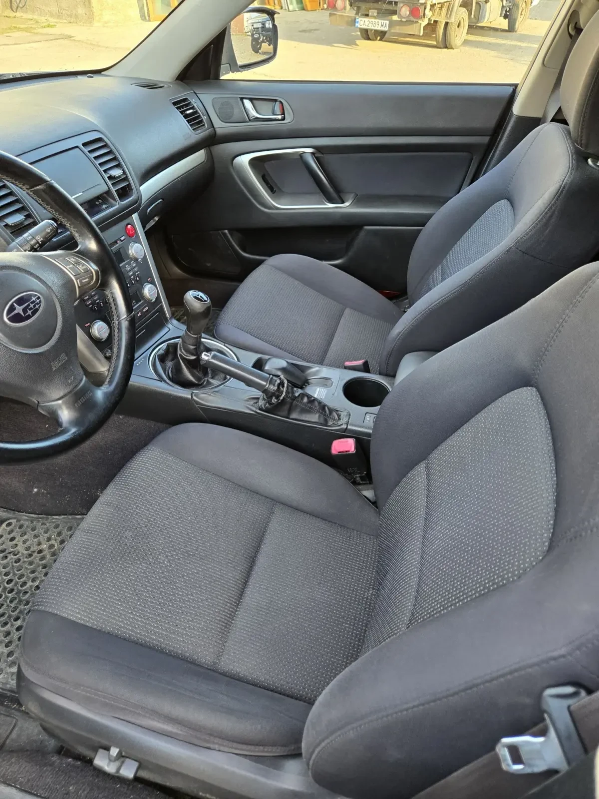 Subaru Outback 2.5 BiFuel - изображение 10