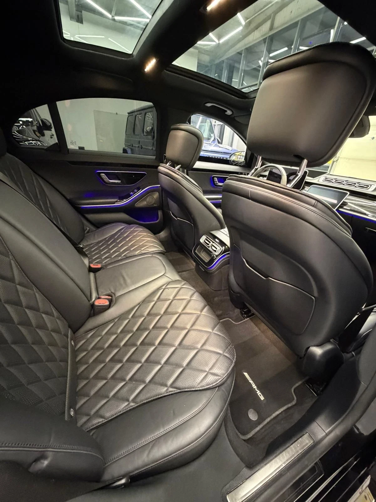 Mercedes-Benz S 580 Бартер!, снимка 8 - Автомобили и джипове - 54598159