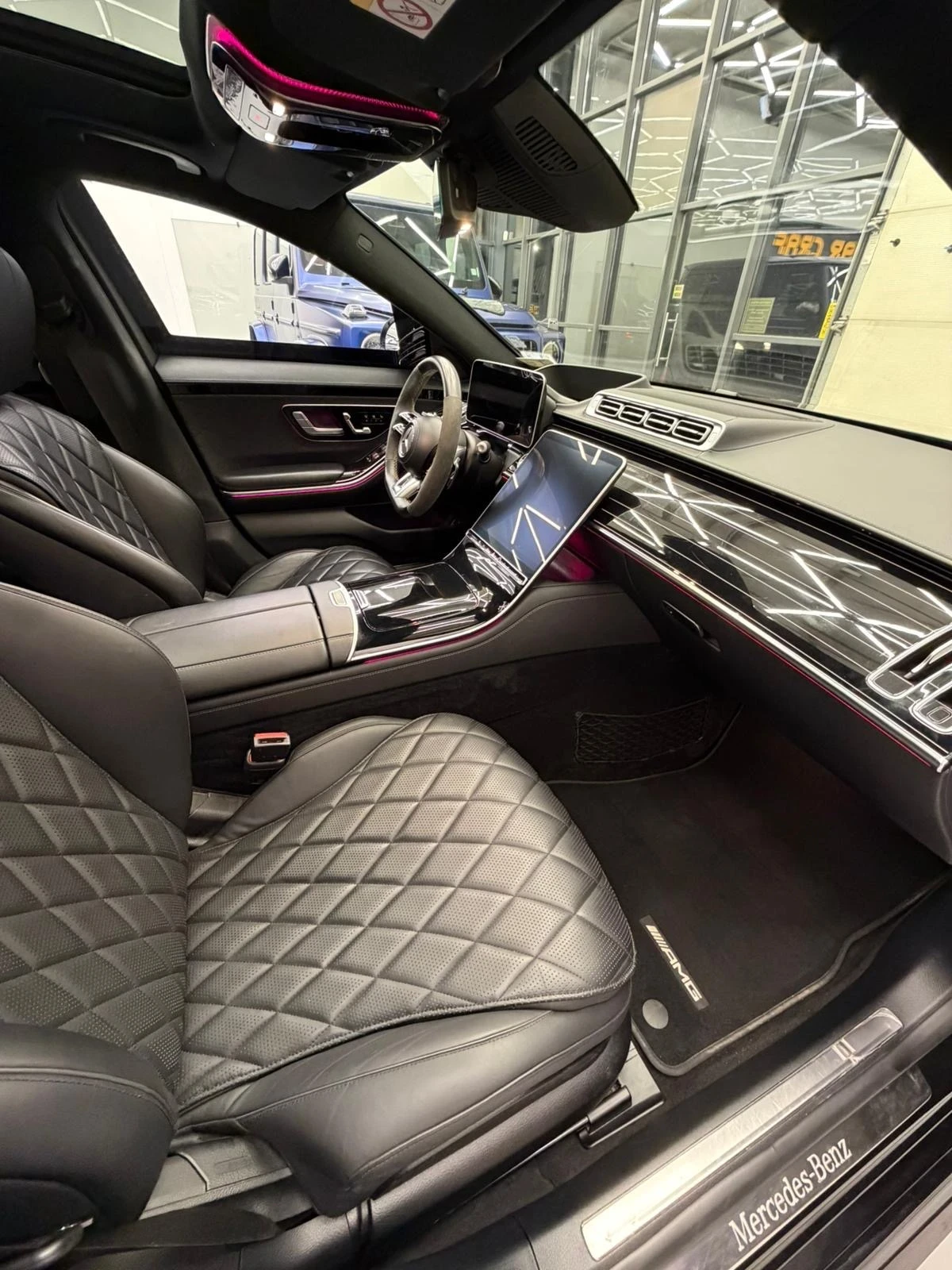 Mercedes-Benz S 580 Бартер!, снимка 6 - Автомобили и джипове - 54598159