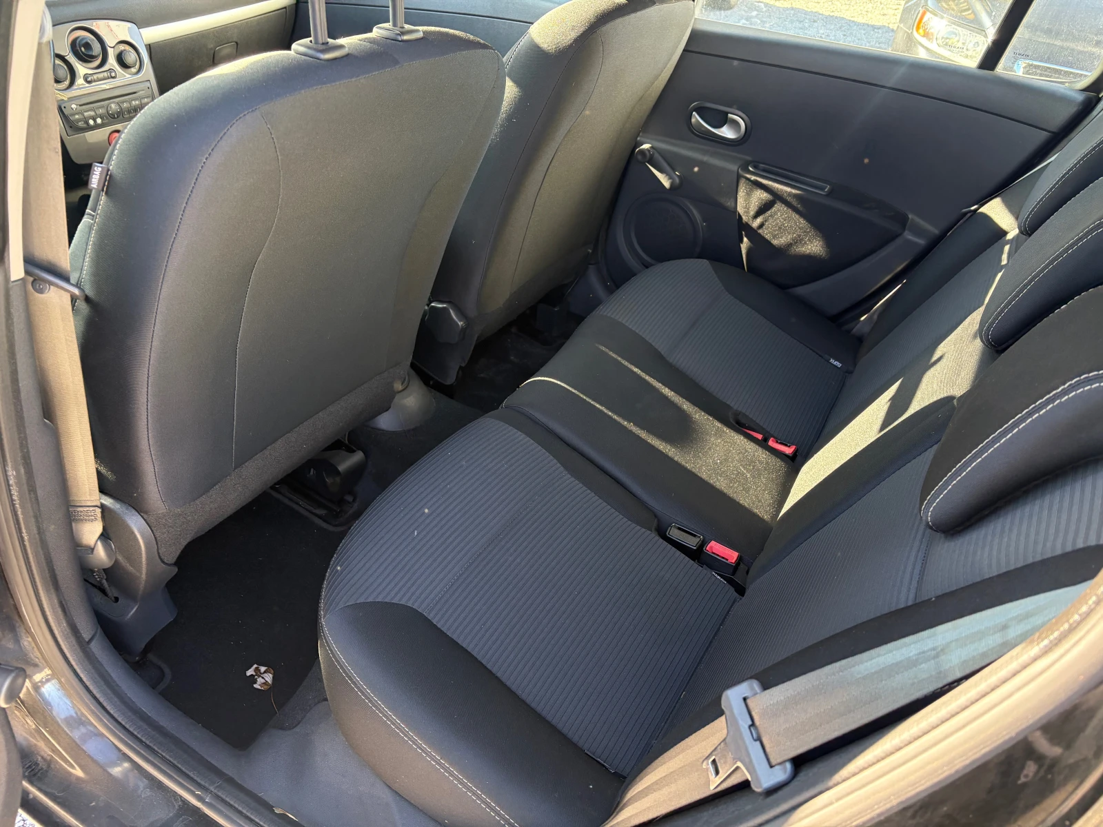 Renault Clio SPORTOUR/1.5DCI/NAVI | Mobile.bg � ����������� 11