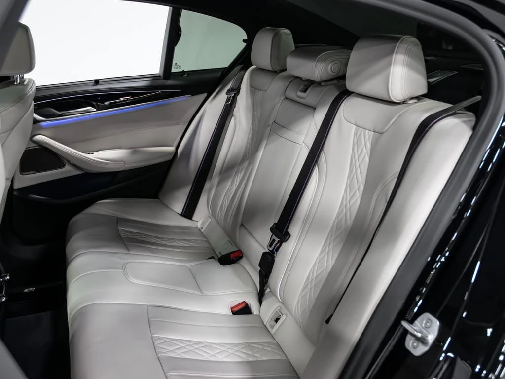 BMW 550 * M550i xDrive REMOTE PARKING PKG HEADS UP NAVI *  | Mobile.bg � ����������� 12