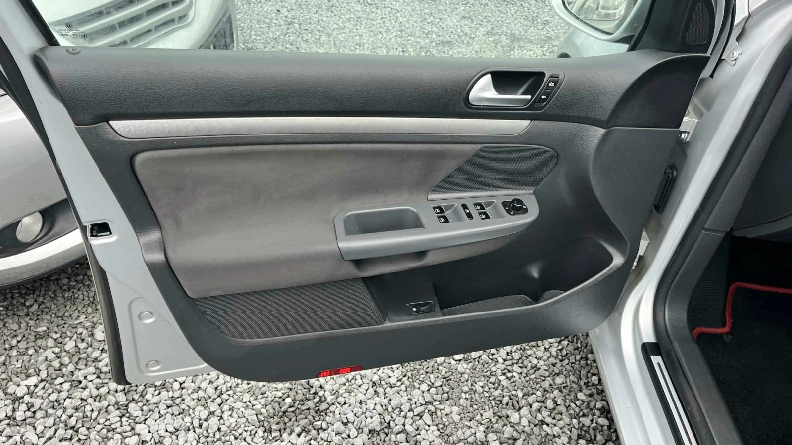 VW Golf 1.9 TDI-GOAL-6�������� | Mobile.bg � ����������� 12