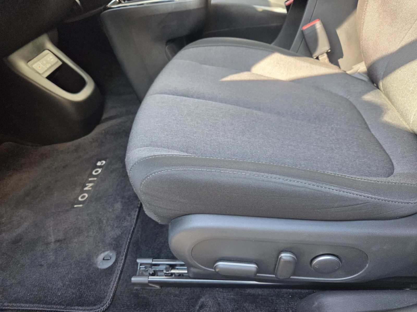 Hyundai Ioniq 5 4х4, снимка 12 - Автомобили и джипове - 53754290