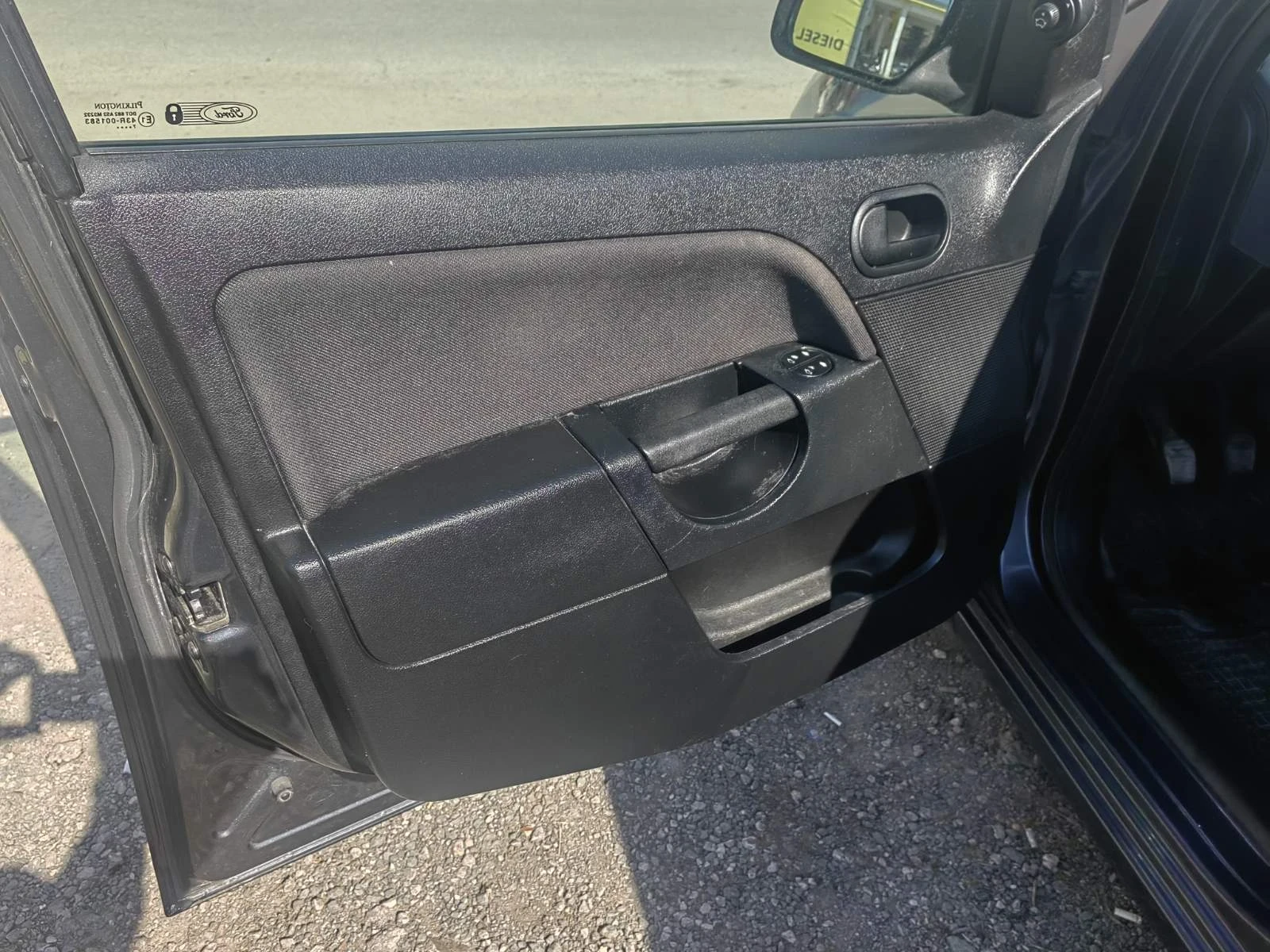 Ford Fiesta 1.25, снимка 14 - Автомобили и джипове - 53803231