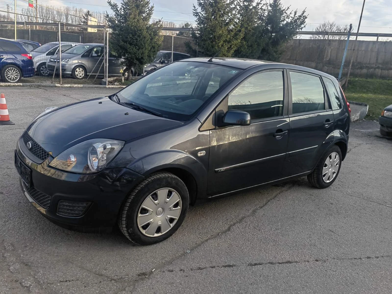 Ford Fiesta 1.25, снимка 2 - Автомобили и джипове - 53803231