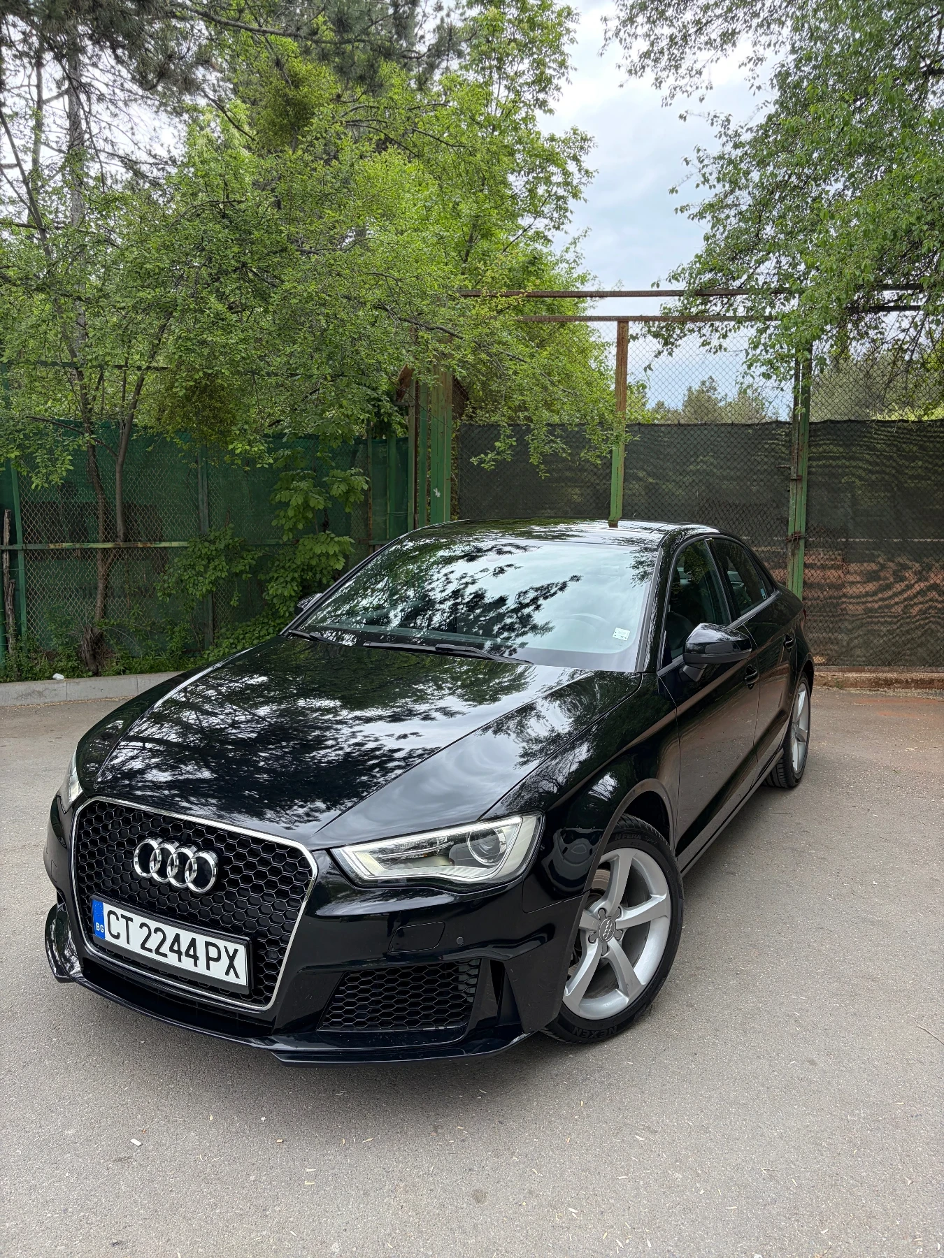 Audi A3 2.0 T Седан / S3 генерация / CarPlay 