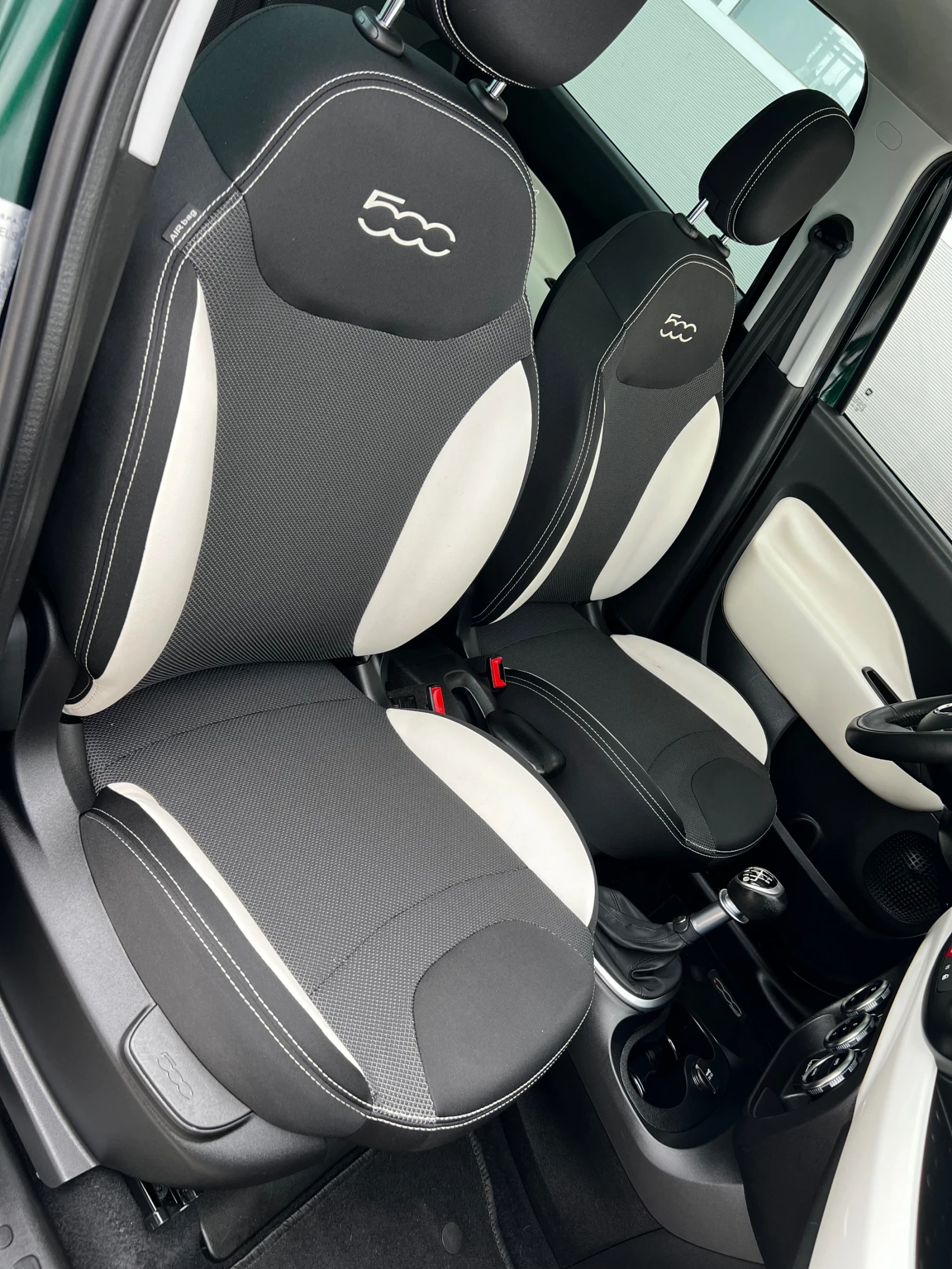 Fiat 500L 1.4i 95HP TREKKING/6ск/NAVI/ПАНОРАМА EURO6B KTEO, снимка 14 - Автомобили и джипове - 54464343