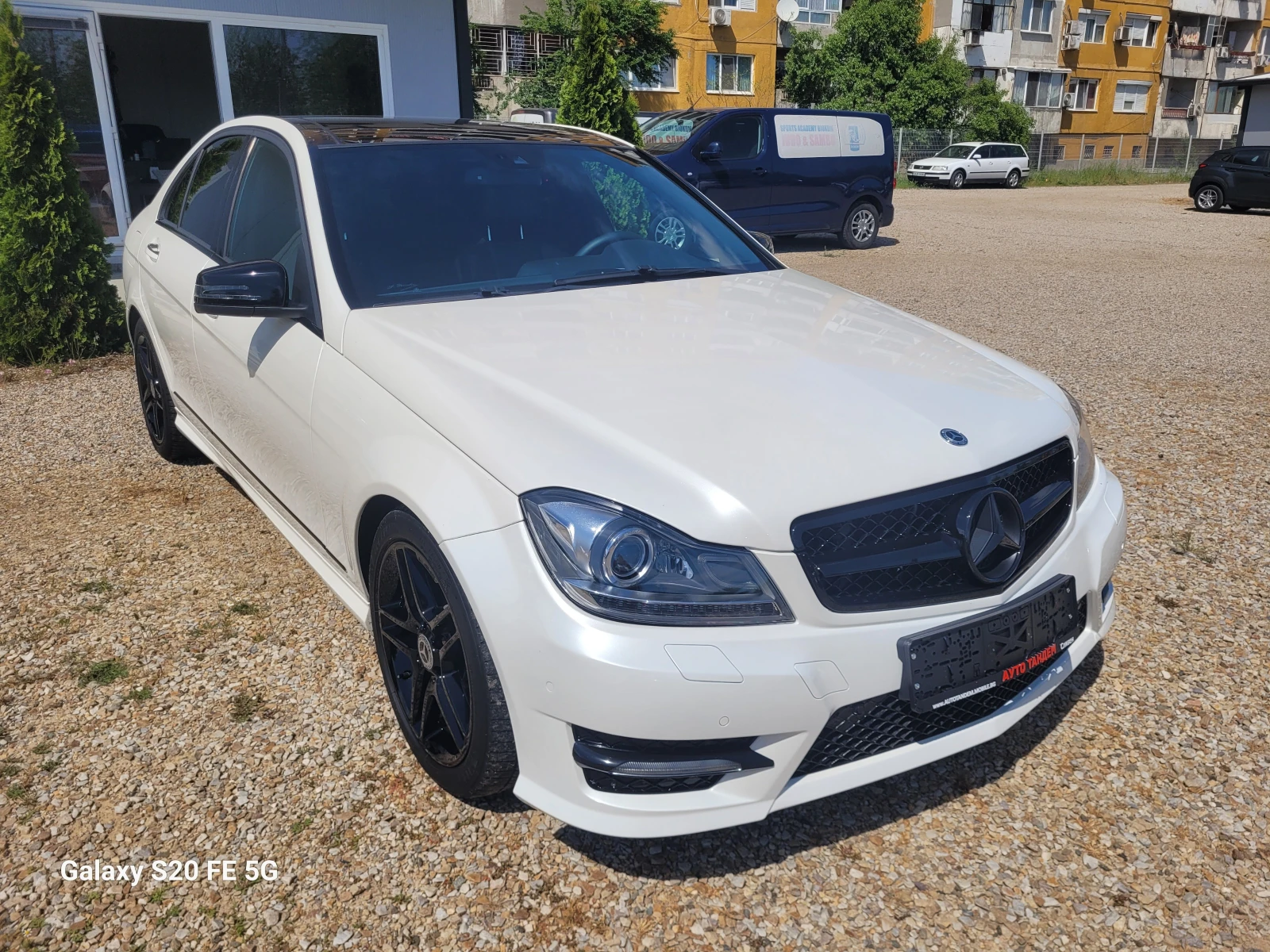 Mercedes-Benz C 300 AMG-Пакет  FULL , снимка 3 - Автомобили и джипове - 54594646