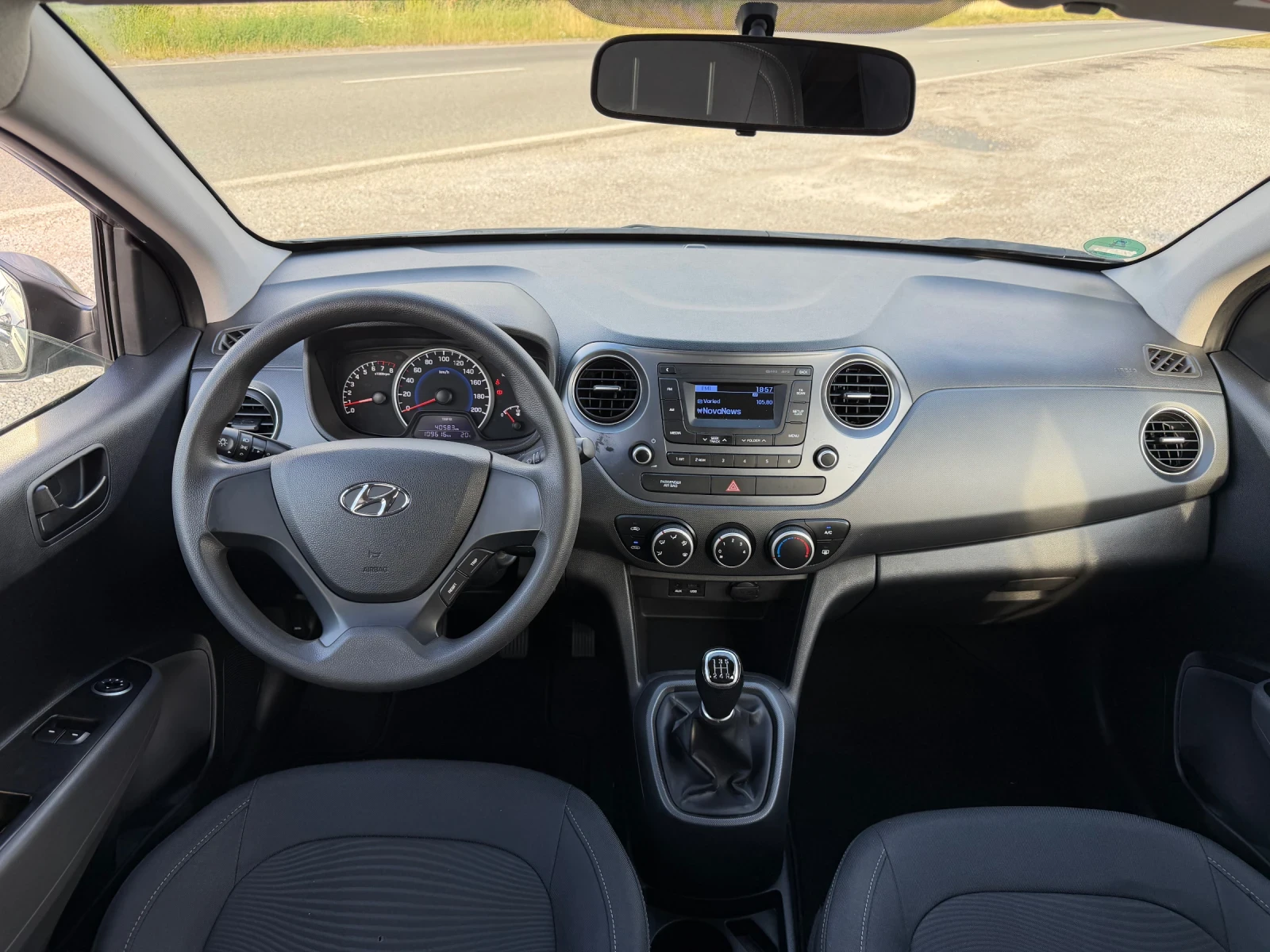Hyundai I10 1.0i FACELIFT EURO 6 TUV COC SERVICE BOOK, снимка 11 - Автомобили и джипове - 54887900