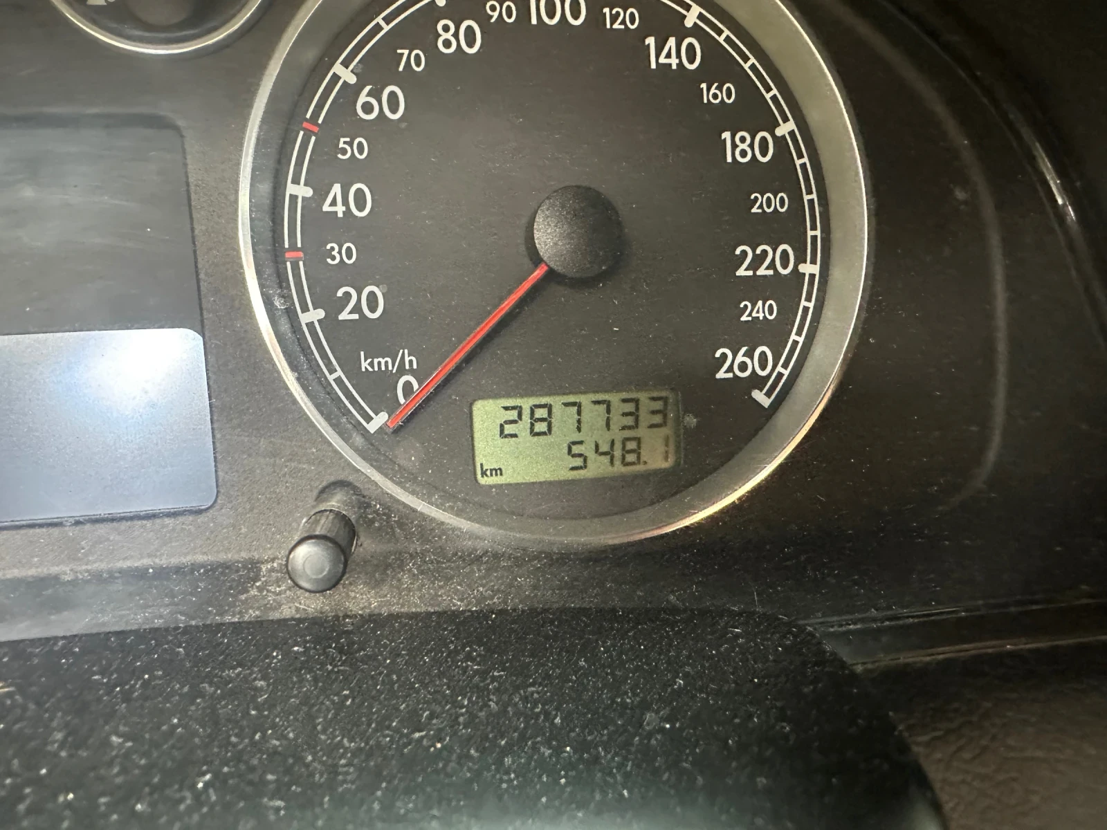 VW Passat 1.9 TDI 131, снимка 14 - Автомобили и джипове - 55213023
