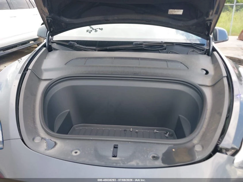 Tesla Model Y * LONG RANGE* SINGLE MOTOR* REAR-WHEEL DRIVE/RWD* , снимка 12 - Автомобили и джипове - 55583757