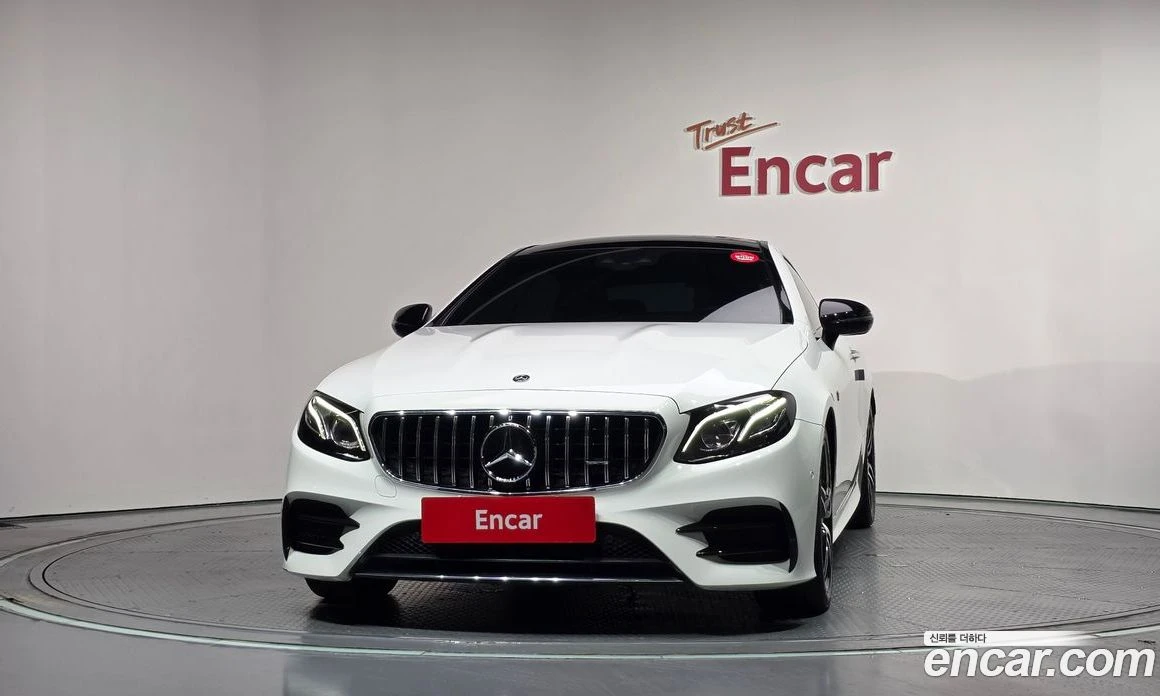 Mercedes-Benz E 220 Coupe, снимка 3 - Автомобили и джипове - 55794419